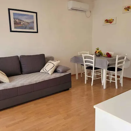 Valbandon, Istia 2 Apartment Fondole