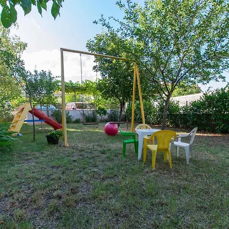 Valbandon, Istia 2 *